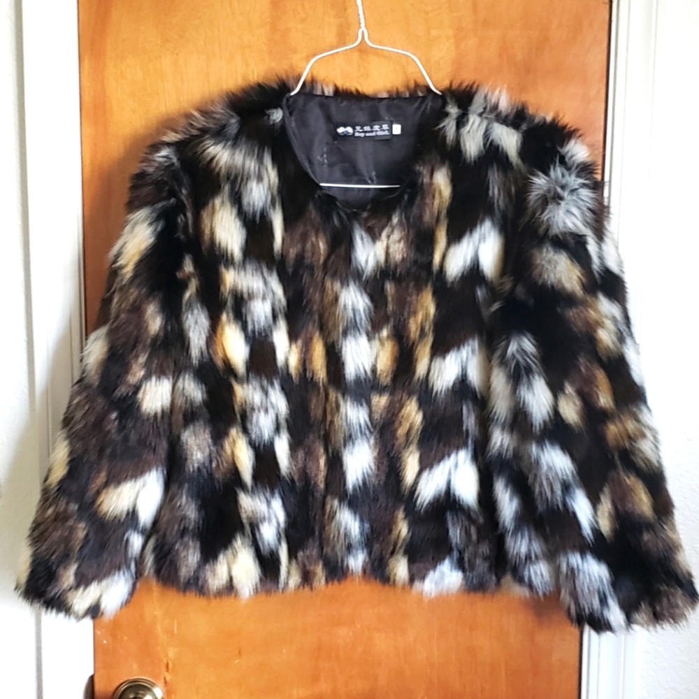 LIKE NEW FUSHI faux fur teddy jacket